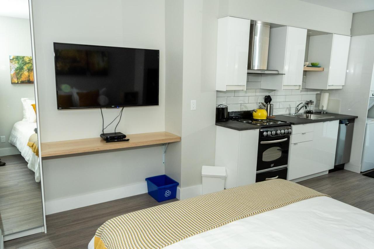 Morel Executive Suites Едмъндстън Екстериор снимка